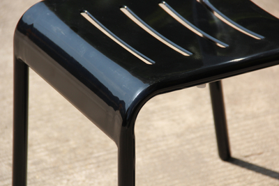 Silla de exterior de barra de aluminio sin brazos